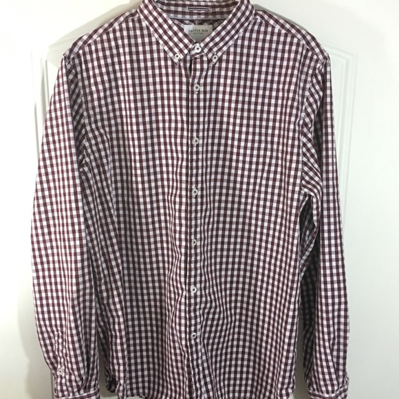 🍁Cactus Man Ricky Singh Button Down - Picture 1 of 5